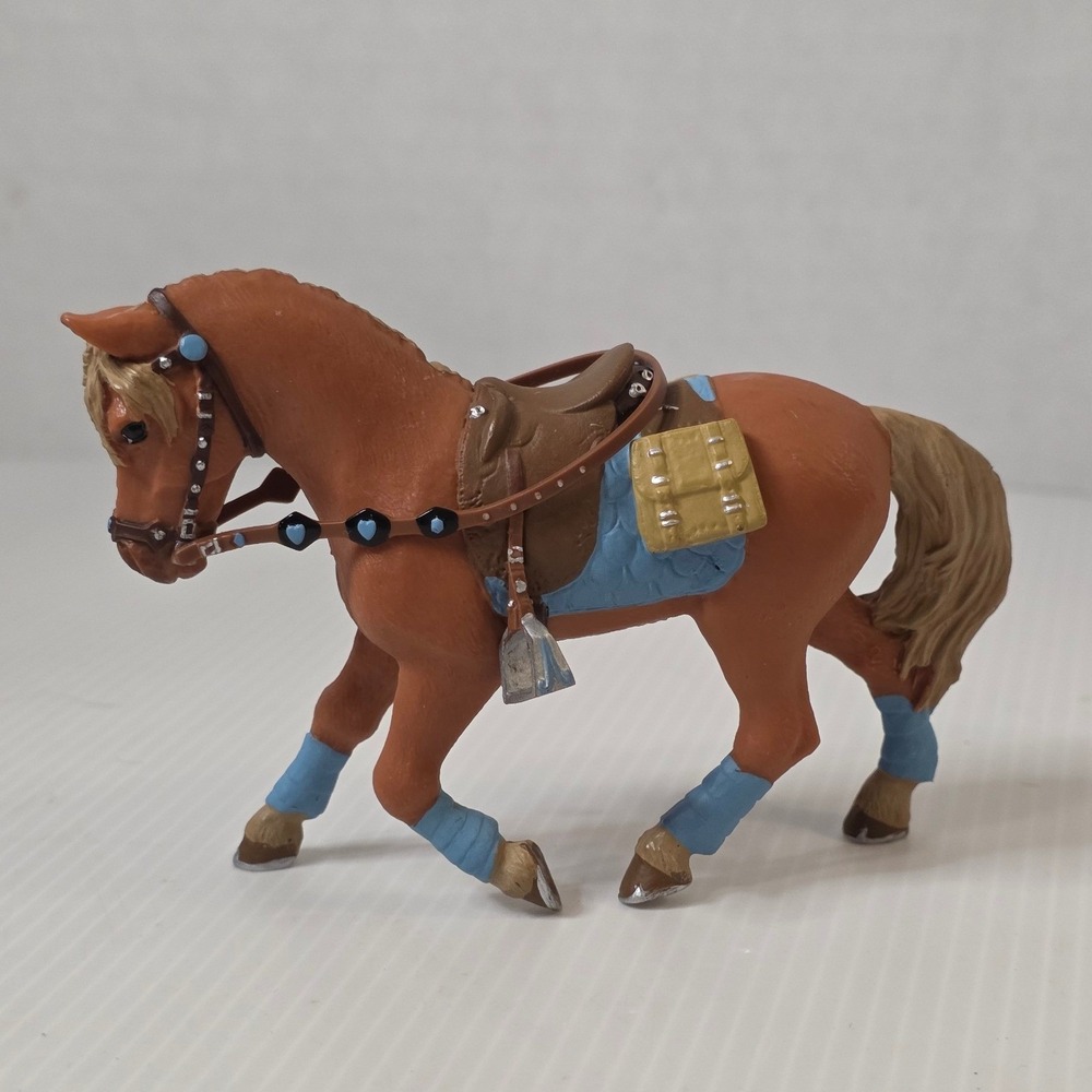Papo Chestnut Horse Figurine OS Brown Good 2103